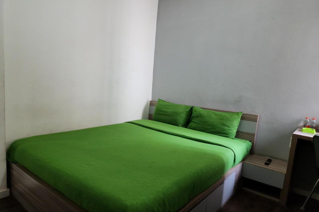 Barata Hotel Near Bandara Soekarno Hatta ทังเกอรัง ภายนอก รูปภาพ